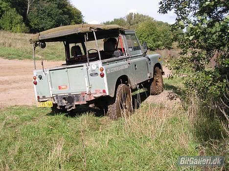 Land Rover Serie III 88" - og så den anden side billede 3