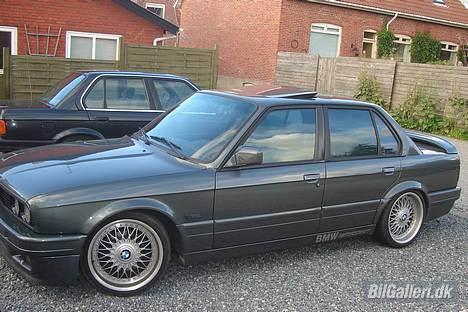BMW E30 325I billede 1