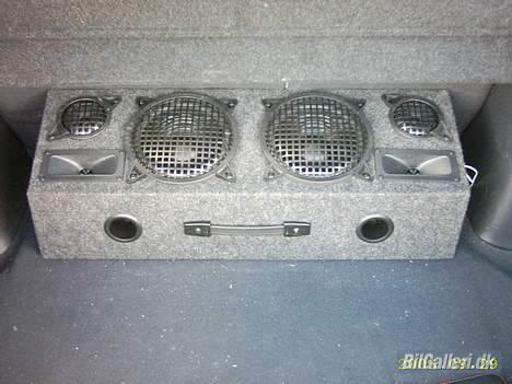 Toyota Corolla XLI S - Min lille bas kasse... Spiller da meget godt i forhold til prisen... billede 4