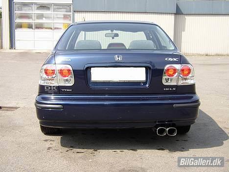 Honda Civic 1.5 ils ***SOLGT*** billede 2