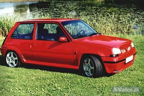 Renault 5 GT Turbo billede 2