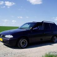 Opel Astra F van