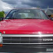 Toyota Carina 2