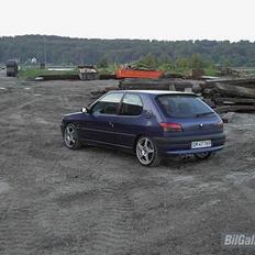 Peugeot 306  