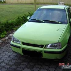 Opel Kadett E   SOLGT