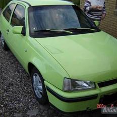 Opel Kadett E   SOLGT