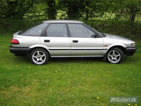 Toyota Corolla 1,3 XLI billede 10