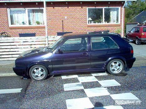 VW Golf 2 1.8i SOLGT! billede 1