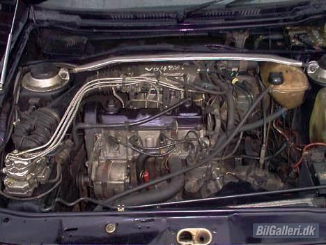 VW Golf 2 1.8i SOLGT! billede 6