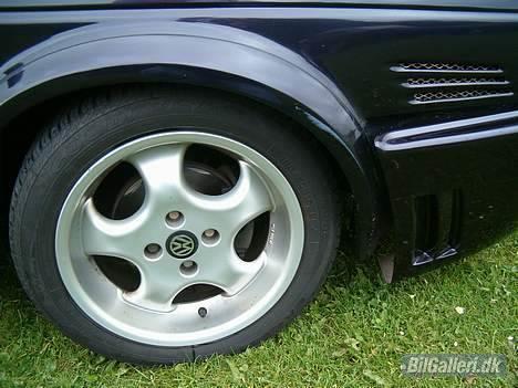 VW Golf 2 1.8i SOLGT! billede 8