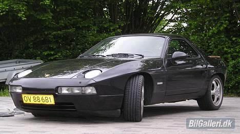 Porsche 928 S4 - CRASHED !!! billede 5