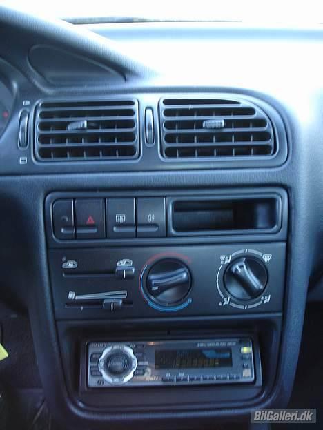 Peugeot 406 billede 8