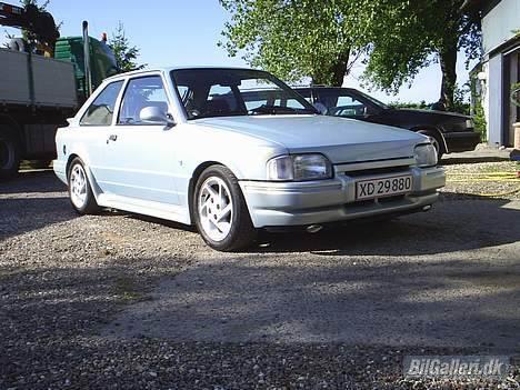 Ford Escort 1,6  (solgt) billede 14