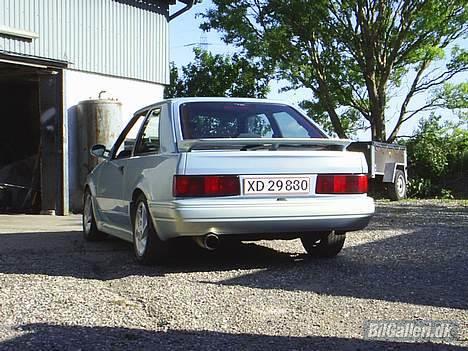 Ford Escort 1,6  (solgt) billede 16
