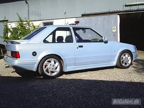 Ford Escort 1,6  (solgt) billede 17