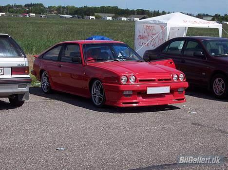 Opel Manta B CC - På p-pladsen til DHB ´06... billede 14