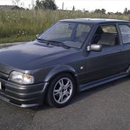 Ford Escort 1,6 CL