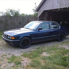 BMW 750i