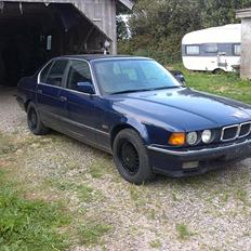 BMW 750i