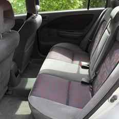 Toyota Avensis Luna 4d **SOLGT**