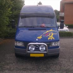 Mercedes Benz Sprinter 212D