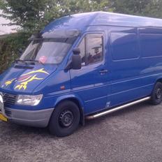 Mercedes Benz Sprinter 212D