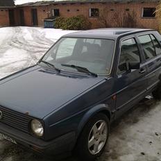 VW Golf 2 -1.6 aut - 5 dørs.