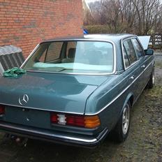 Mercedes Benz W123 300D PROJEKT