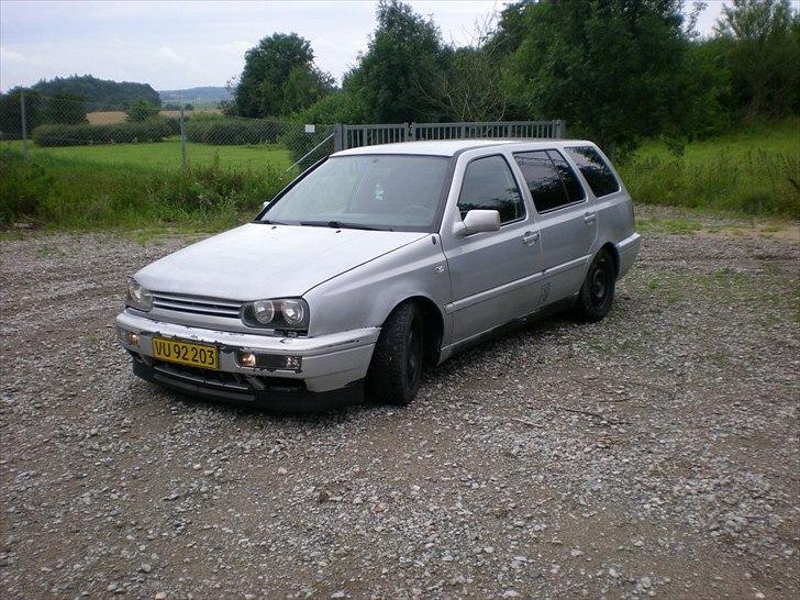 VW Golf 3 Stc. Van - Sådan ser den så ud nu eftter jeg har lavet rust og den er blevet malet billede 7