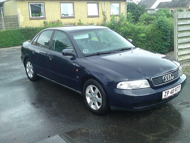Audi A4 B5 1.6 billede 1