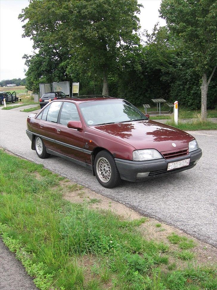 Opel Omega A 2,0i CD >Solgt< billede 13