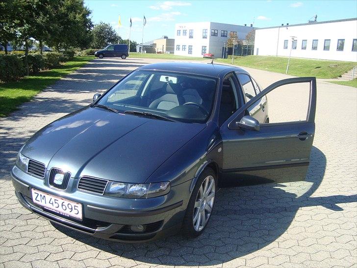 Seat Leon [ Solgt ] billede 1