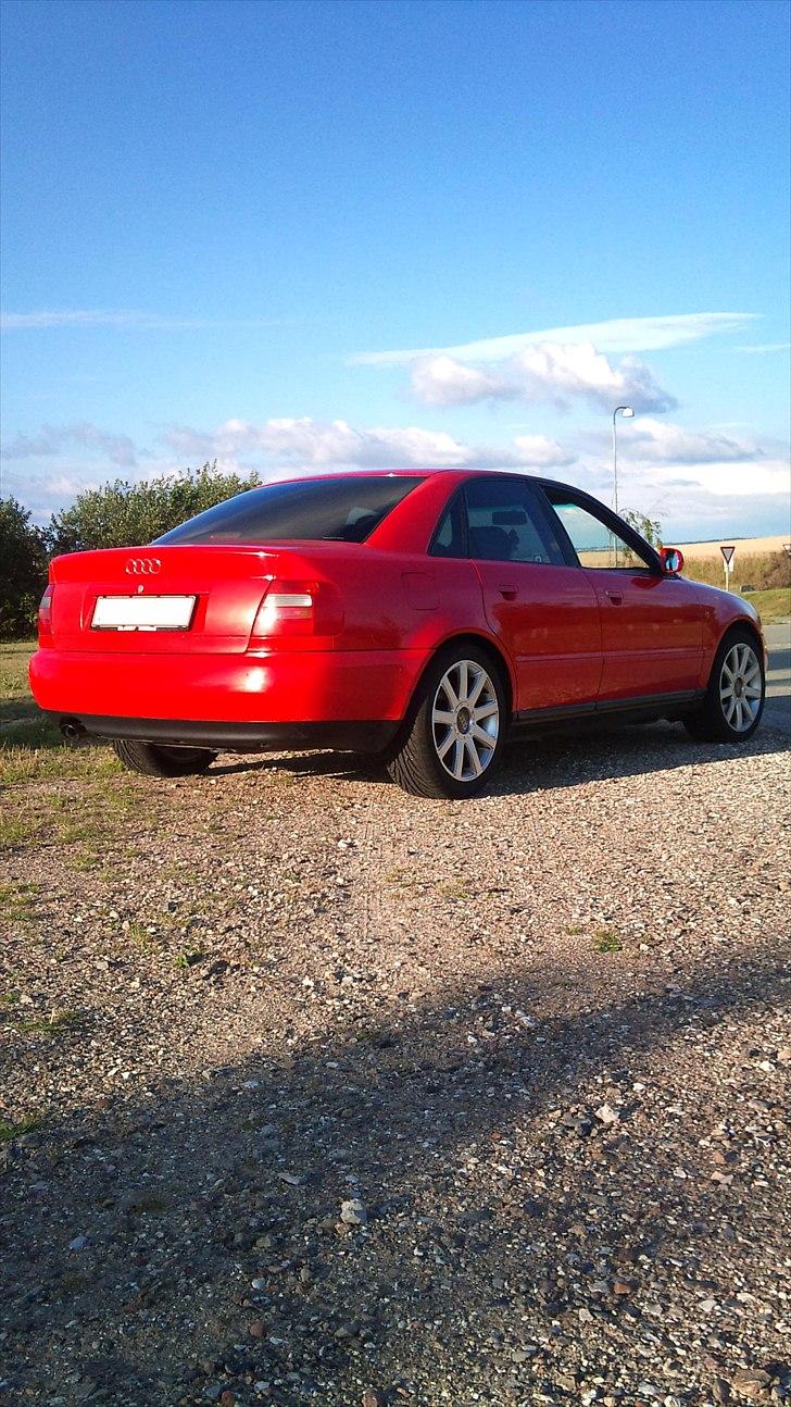 Audi A4 B5 Limo solgt billede 3