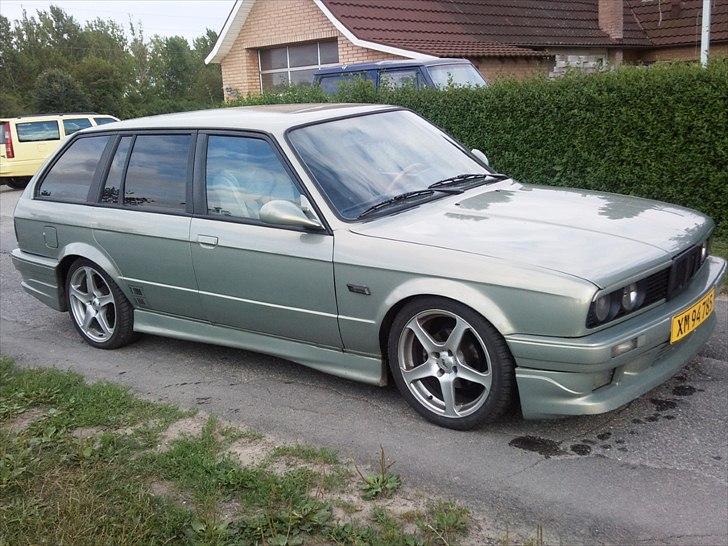 BMW E30 324 TD Touring van billede 2