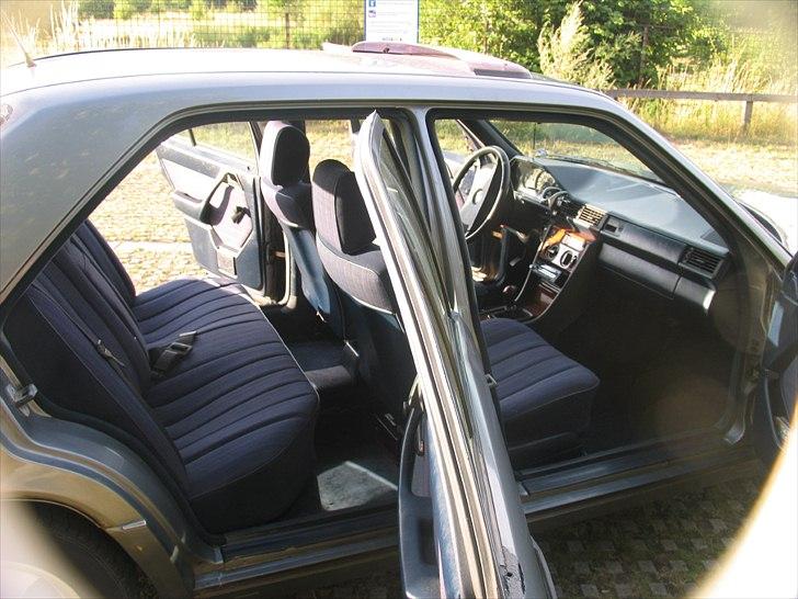 Mercedes Benz 300 D solgt billede 5