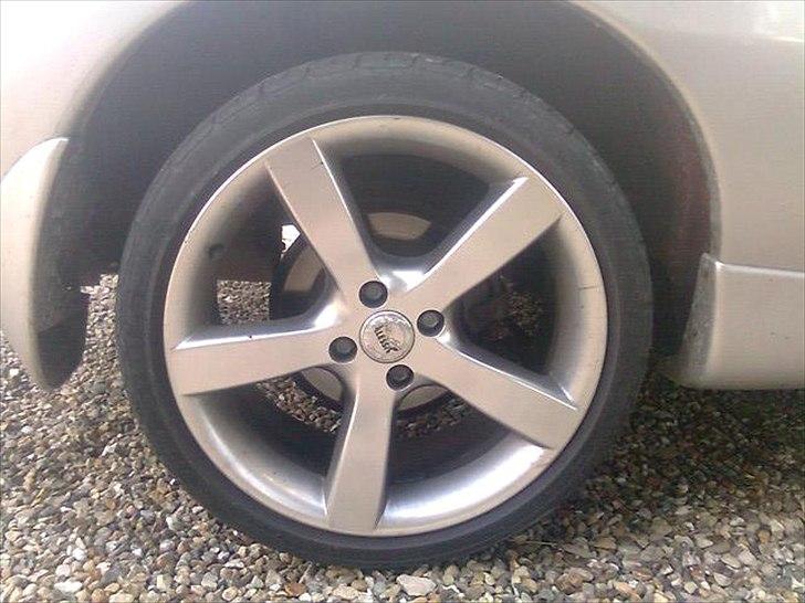 Mazda Mx-3 1.8 V6 billede 4