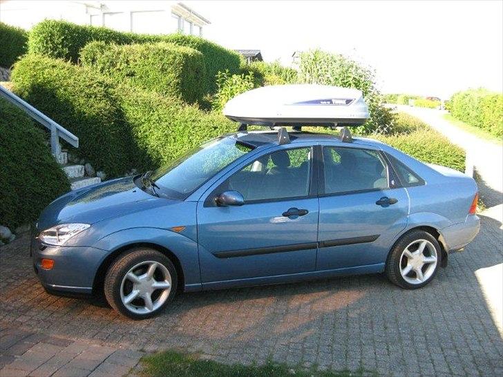Ford Focus 1,6 16V GHIA sedan billede 19