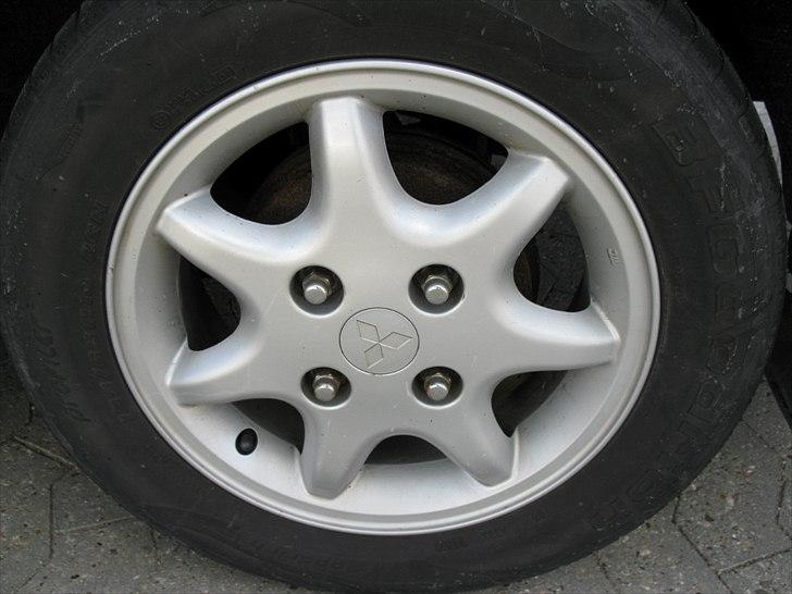 Mitsubishi Carisma 1.8GDI LS::SOLGT:: billede 6