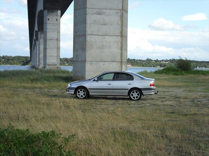 Toyota Avensis Luna 4d **SOLGT** billede 13