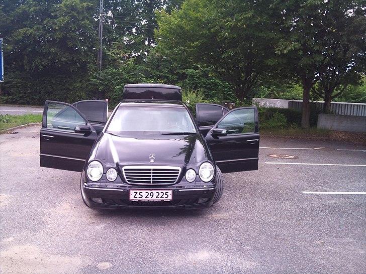 Mercedes Benz E 320 CDI LIMITED EDITION billede 14