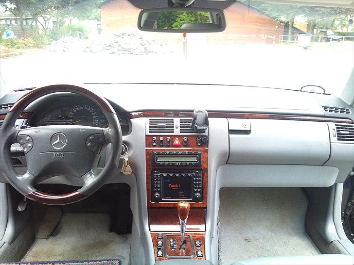 Mercedes Benz E 320 CDI LIMITED EDITION billede 18