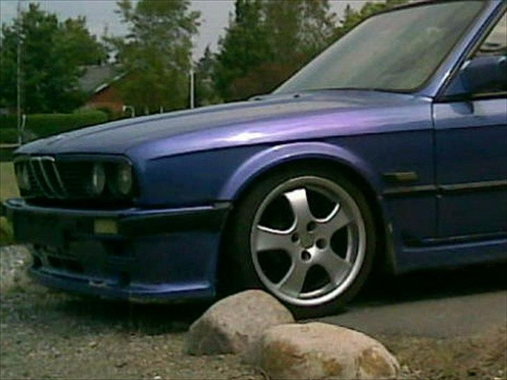 BMW e30 billede 1