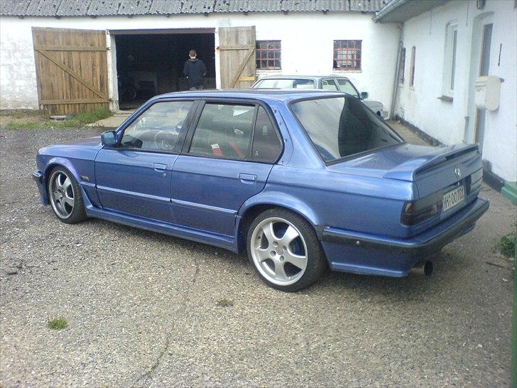 BMW e30 billede 7