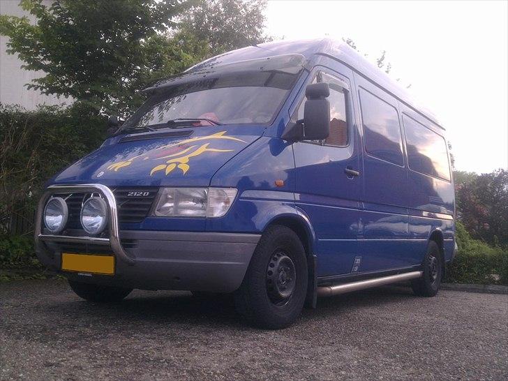 Mercedes Benz Sprinter 212D billede 5