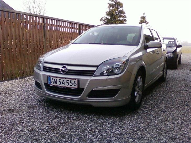 Opel astra h billede 1