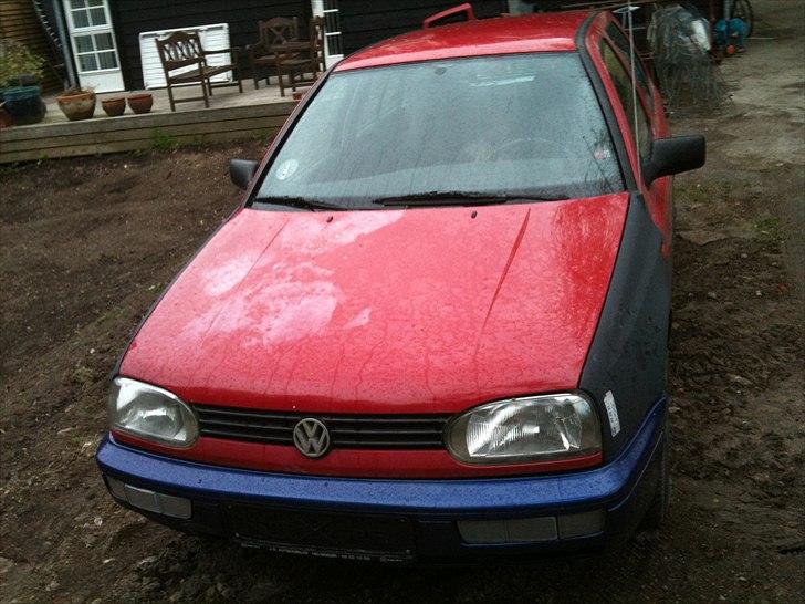 VW golf 3 SOLGT - ny front kofanger på billede 11