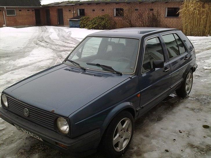 VW Golf 2 -1.6 aut - 5 dørs. billede 3