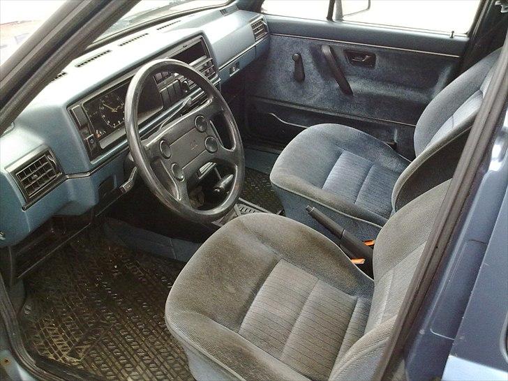 VW Golf 2 -1.6 aut - 5 dørs. billede 5