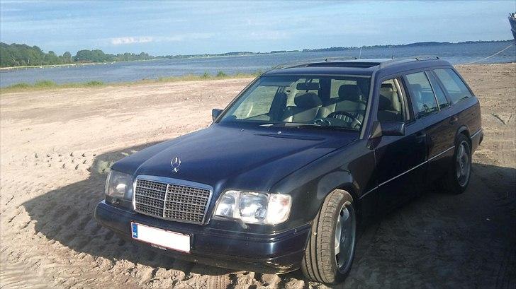 Mercedes Benz w124 300 td billede 4