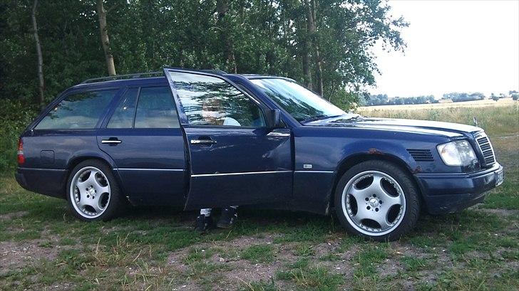 Mercedes Benz w124 300 td billede 6
